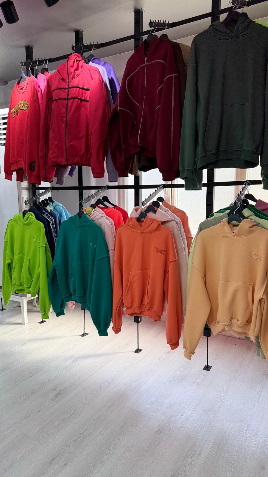 Renkli hoodie koleksiyonu